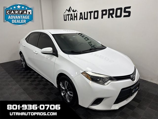 2015 Toyota Corolla LE FWD photo