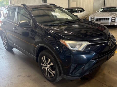 2017 Toyota RAV4 LE AWD photo
