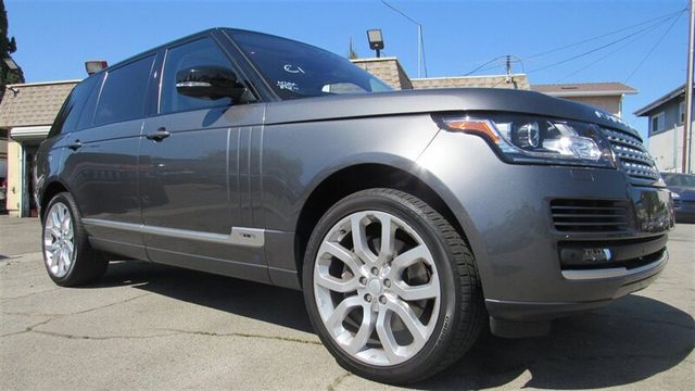 2017 Land Rover Range Rover 4WD photo