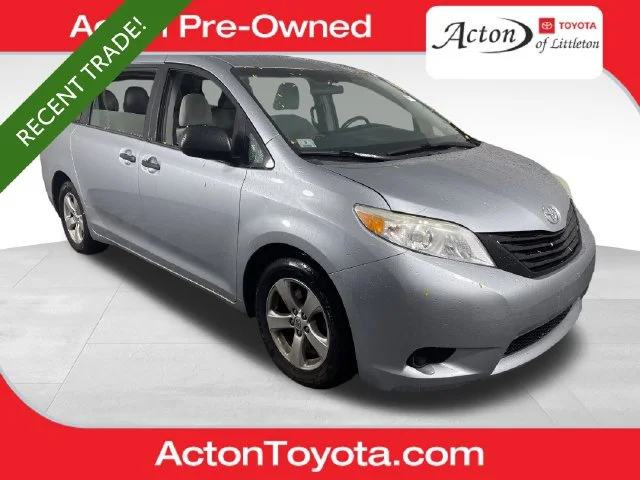 2017 Toyota Sienna L FWD photo
