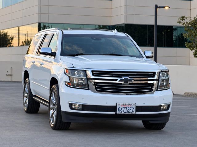 2017 Chevrolet Suburban Premier 4WD photo