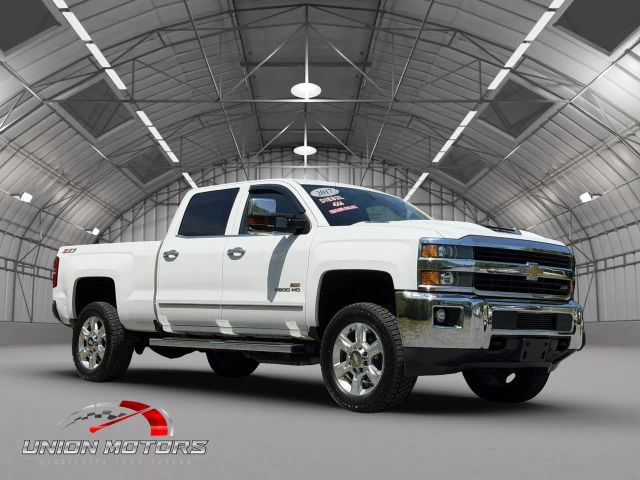 2017 Chevrolet Silverado 2500HD LTZ 4WD photo