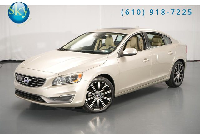 2017 Volvo S60 Inscription Platinum AWD photo