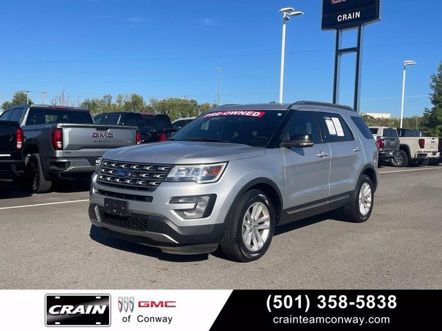 2017 Ford Explorer XLT FWD photo