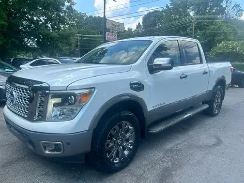 2017 Nissan Titan Platinum Reserve 4WD photo
