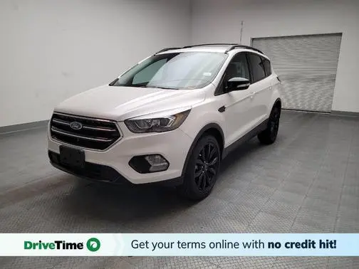 2017 Ford Escape Titanium 4WD photo