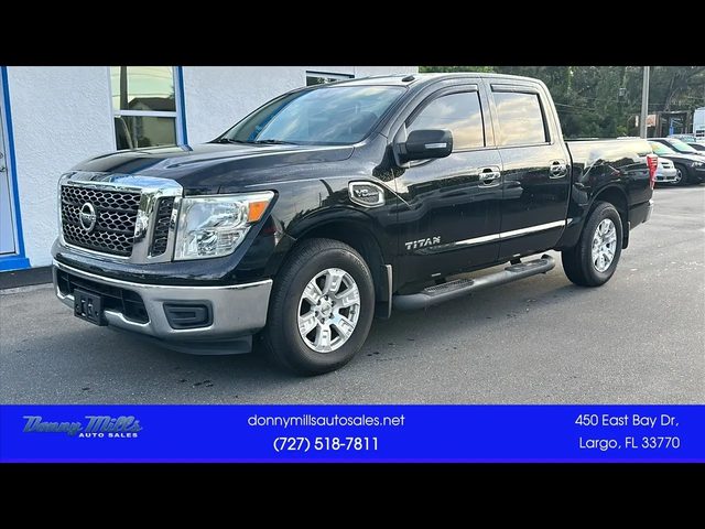 2017 Nissan Titan SV RWD photo