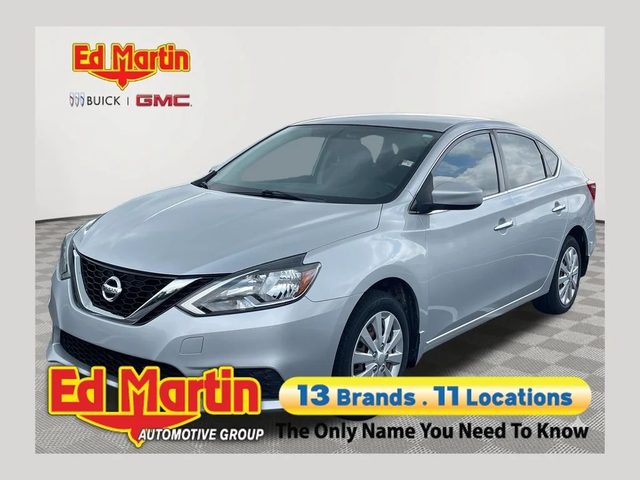 2017 Nissan Sentra S FWD photo