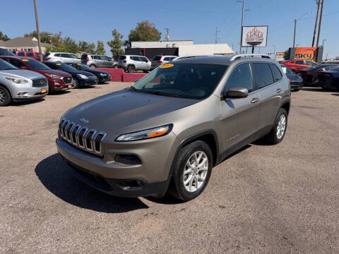 2017 Jeep Cherokee Latitude FWD photo