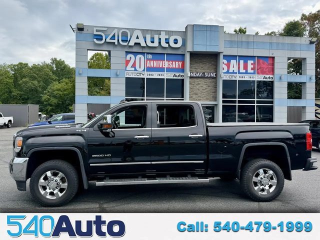2017 GMC Sierra 2500HD SLT 4WD photo