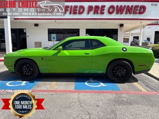 2017 Dodge Challenger SXT Plus RWD photo