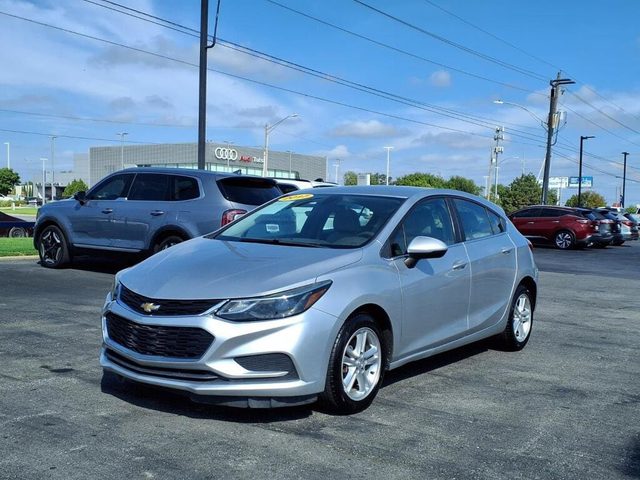 2017 Chevrolet Cruze LT FWD photo