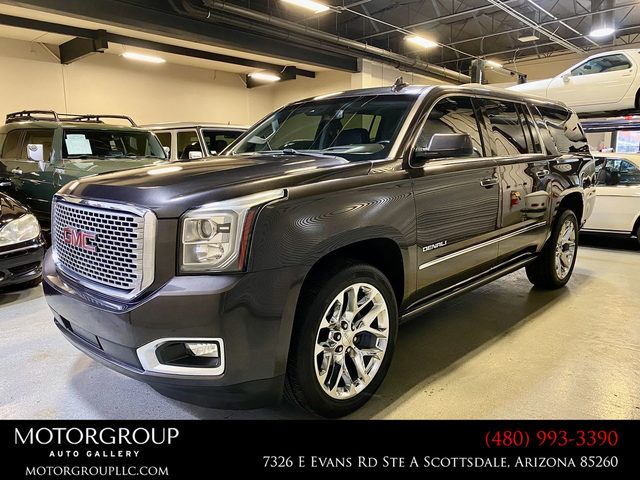 2017 GMC Yukon XL Denali RWD photo