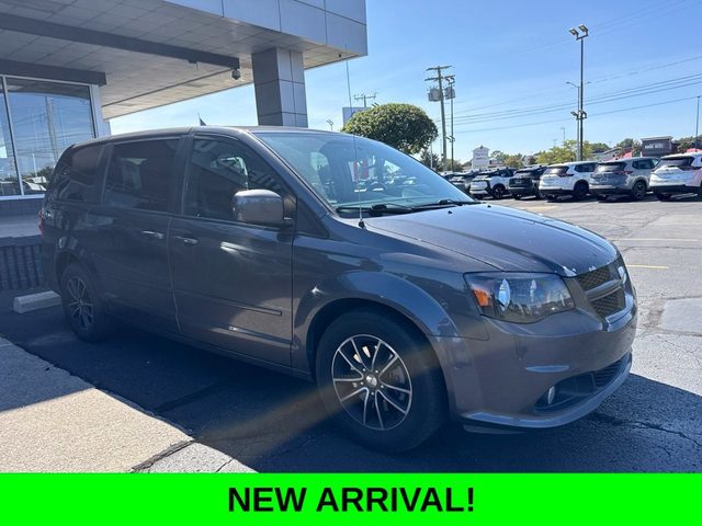 2017 Dodge Grand Caravan GT FWD photo