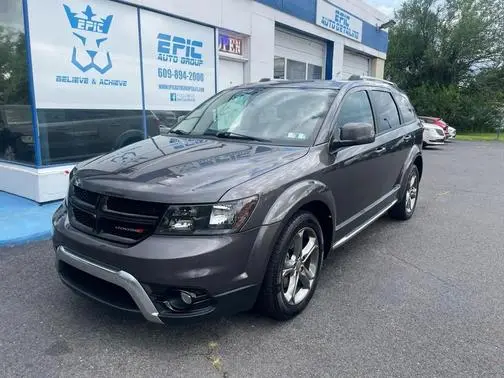2017 Dodge Journey Crossroad Plus AWD photo