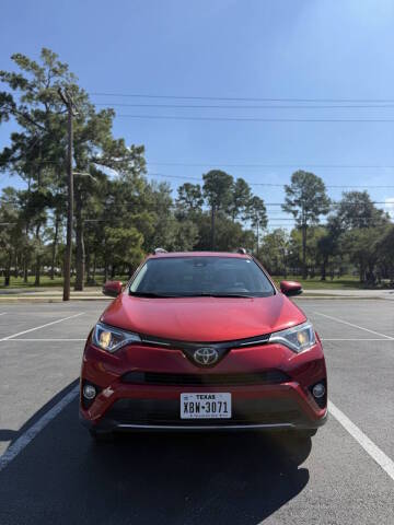2017 Toyota RAV4 XLE FWD photo