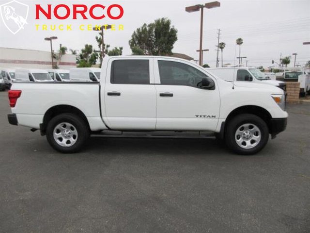 2017 Nissan Titan S RWD photo