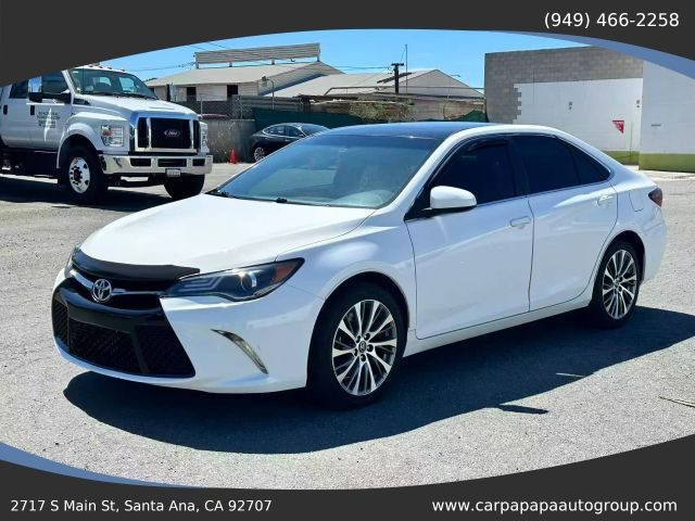 2016 Toyota Camry SE FWD photo