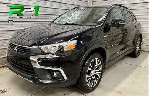 2017 Mitsubishi Outlander Sport SEL 2.4 4WD photo