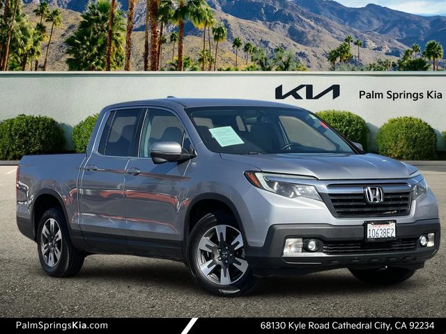 2017 Honda Ridgeline RTL-T FWD photo