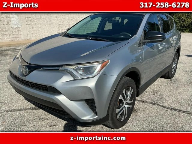 2017 Toyota RAV4 LE FWD photo