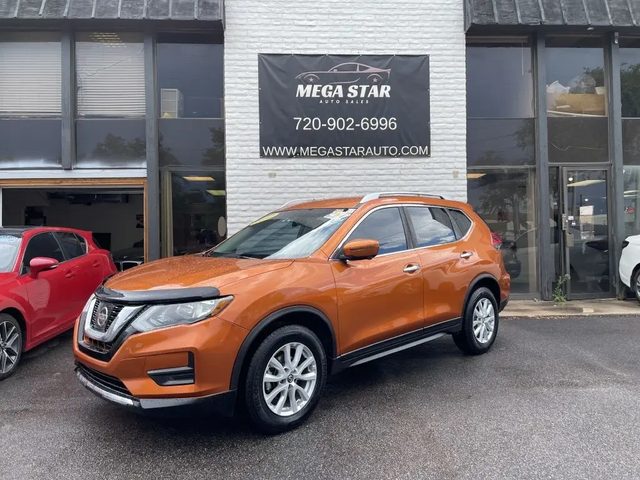 2017 Nissan Rogue SV AWD photo