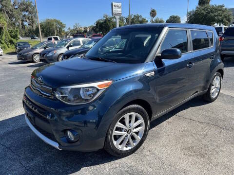 2017 Kia Soul + FWD photo