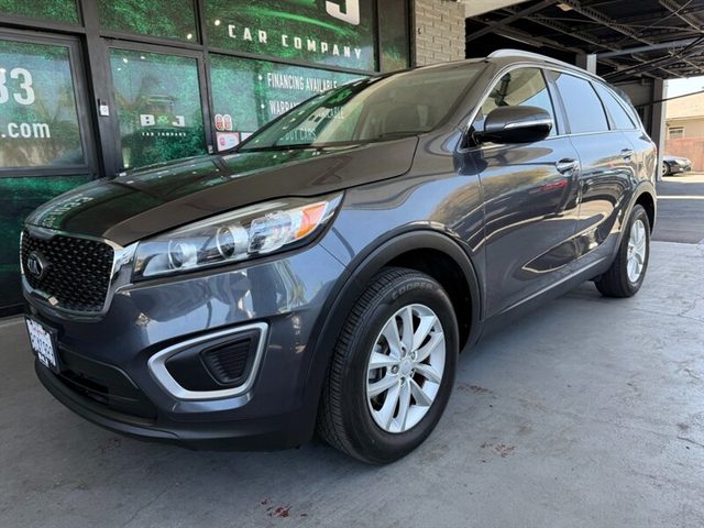 2017 Kia Sorento LX FWD photo