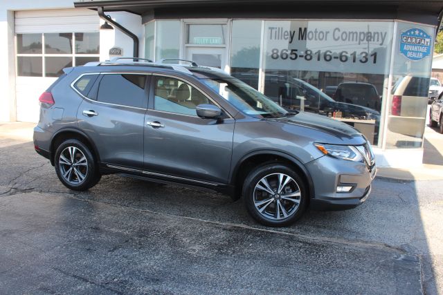2017 Nissan Rogue SL AWD photo
