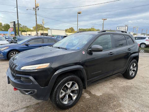 2016 Jeep Cherokee Trailhawk 4WD photo