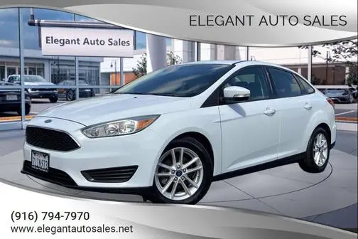2015 Ford Focus SE FWD photo