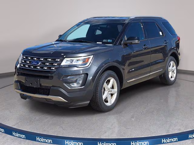 2017 Ford Explorer XLT 4WD photo