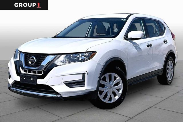 2017 Nissan Rogue S FWD photo