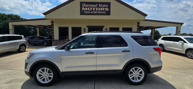 2017 Ford Explorer Base FWD photo
