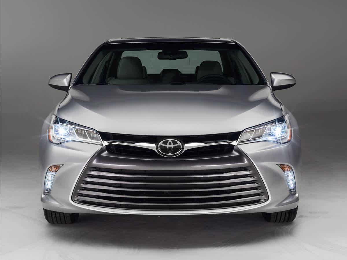 2017 Toyota Camry LE FWD photo