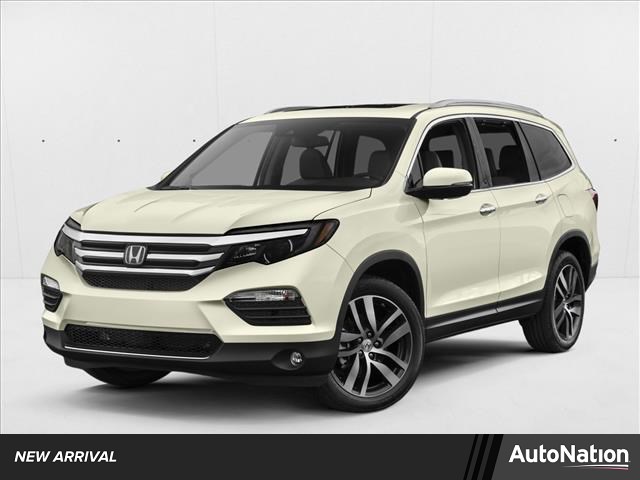 2017 Honda Pilot Touring AWD photo