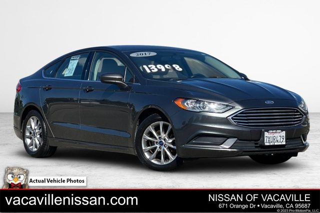 2017 Ford Fusion SE FWD photo