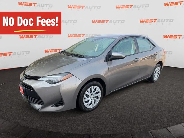 2017 Toyota Corolla LE FWD photo