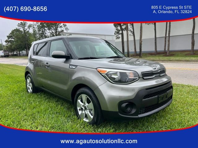 2017 Kia Soul Base FWD photo