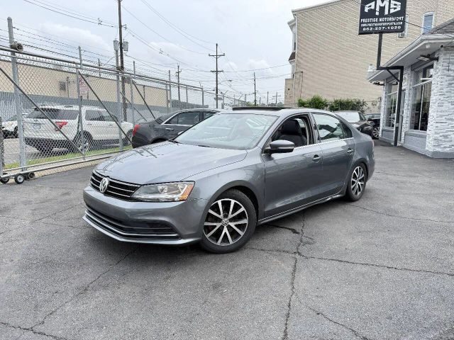 2017 Volkswagen Jetta 1.4T SE FWD photo