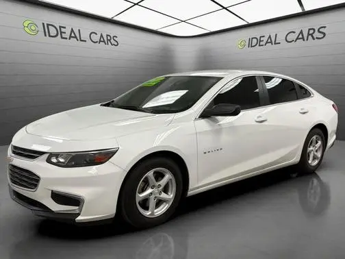 2017 Chevrolet Malibu LS FWD photo