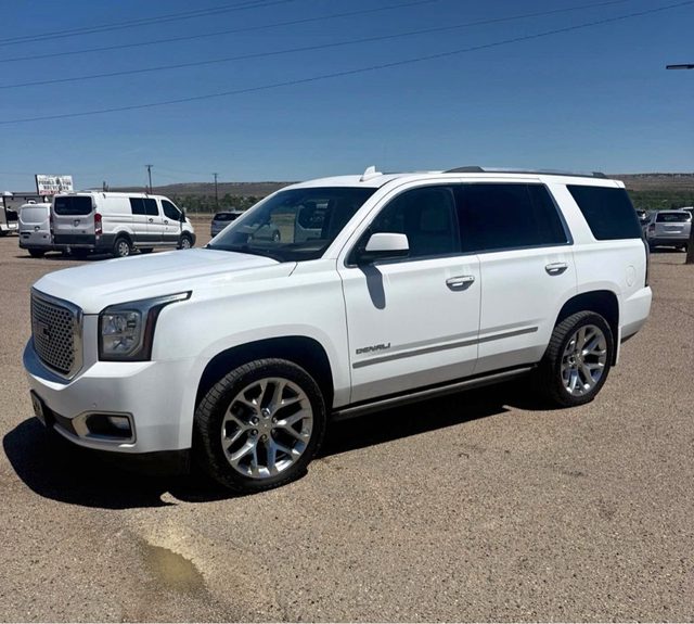 2017 GMC Yukon Denali 4WD photo
