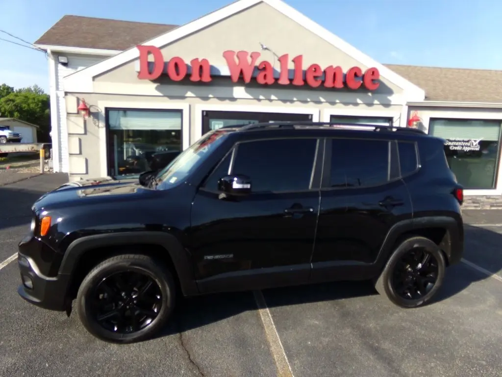 2017 Jeep Renegade Altitude 4WD photo