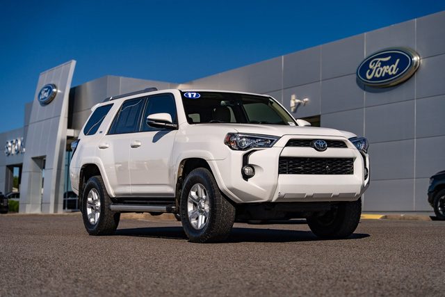 2017 Toyota 4Runner SR5 Premium 4WD photo