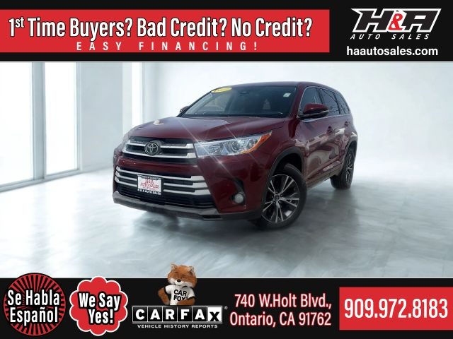 2017 Toyota Highlander LE Plus FWD photo