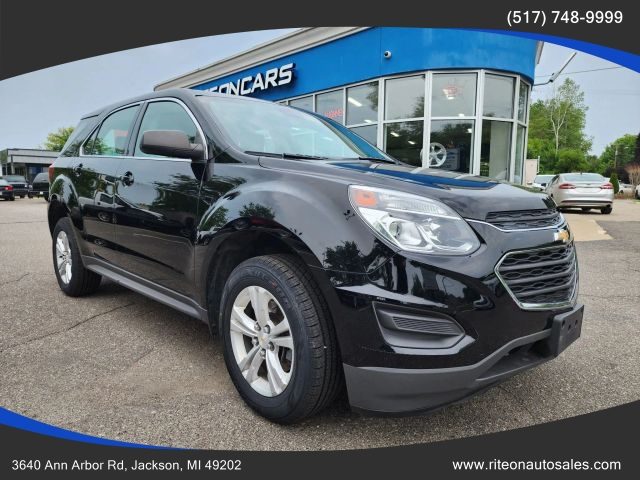 2017 Chevrolet Equinox LS FWD photo