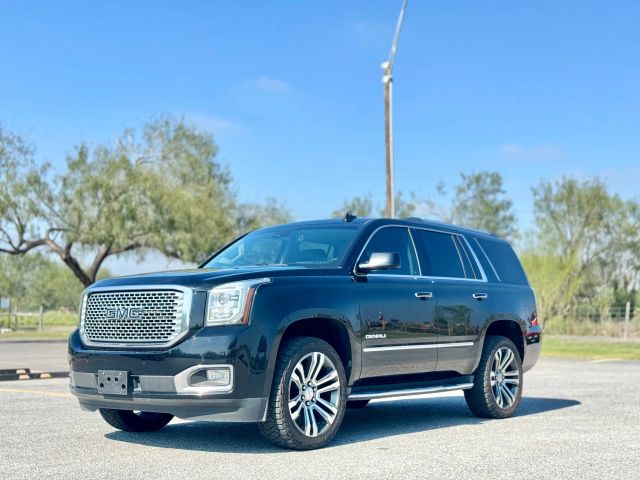 2017 GMC Yukon Denali 4WD photo