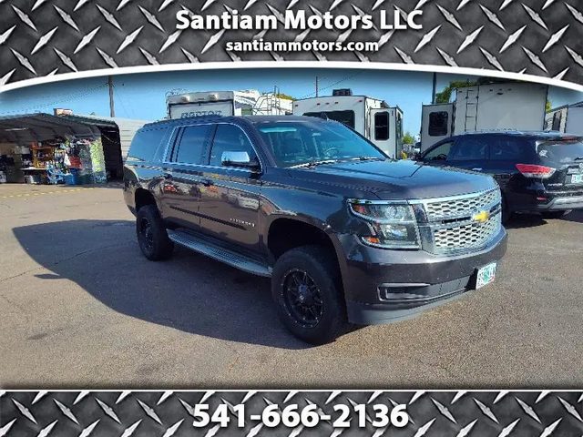 2016 Chevrolet Suburban LT 4WD photo
