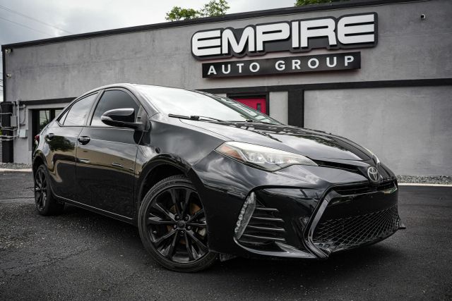 2017 Toyota Corolla SE FWD photo