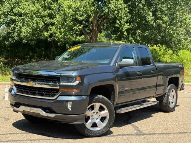 2017 Chevrolet Silverado 1500 LT 4WD photo